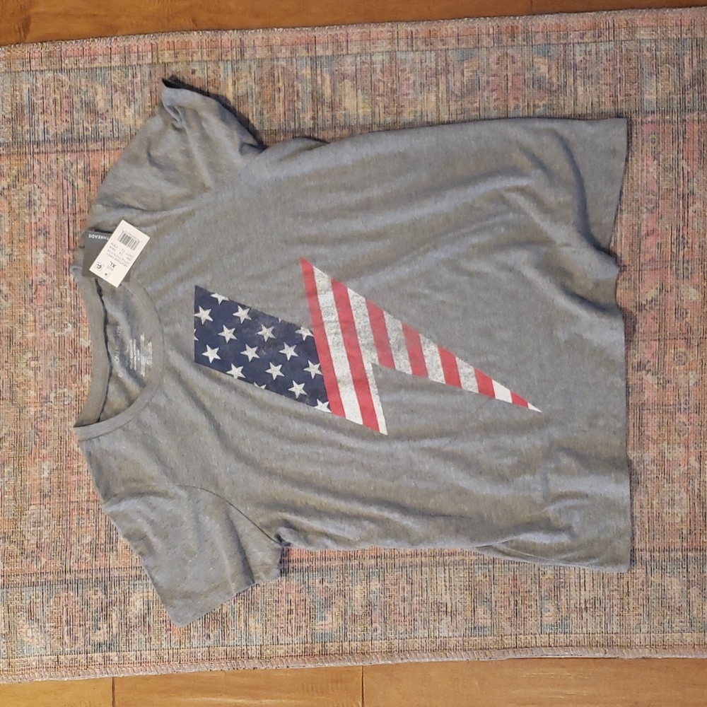 Heather Gray Graphic Tee w/Lightening Bolt